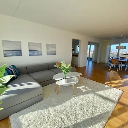 Penthouse - Amazing Views & Hygge Copenhagen