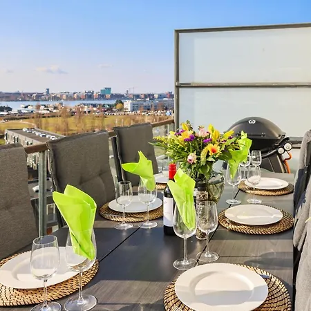 Penthouse - Amazing Views & Hygge Apartment *
