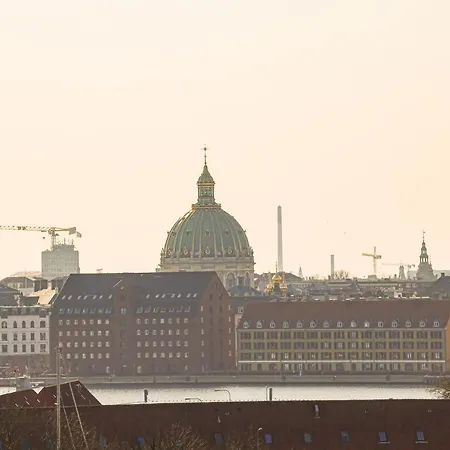 Penthouse - Amazing Views & Hygge *