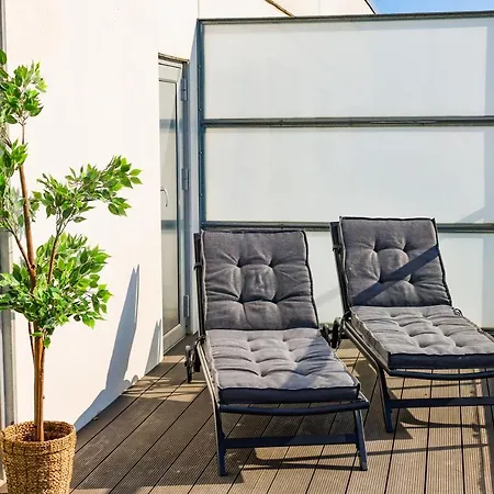 Penthouse - Amazing Views & Hygge